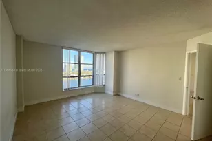 3600 Mystic Pointe Dr, Aventura, FL 33180 - Photo 9