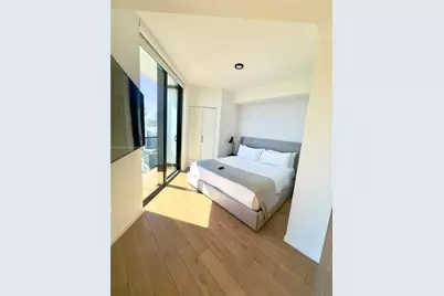 398 NE 5th Street #2114, Miami, FL 33132 - Photo 5