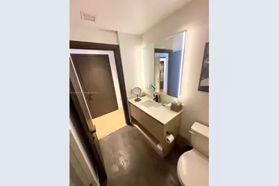 398 NE 5th Street #2114, Miami, FL 33132 - Photo 17