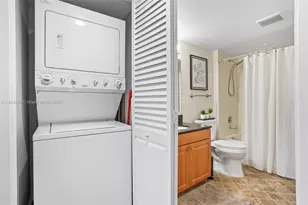 1600 SW 127th Way, Pembroke Pines, FL 33027 - Photo 29