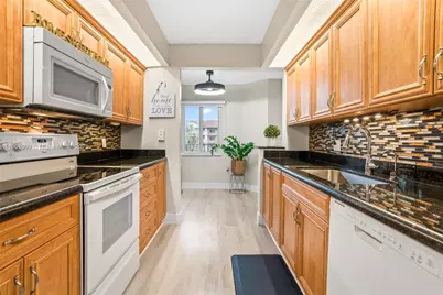 1600 SW 127th Way #302C, Pembroke Pines, FL 33027 - Photo 13