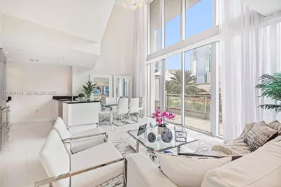 92 SW 3rd St #310, Miami, FL 33130 - Photo 3