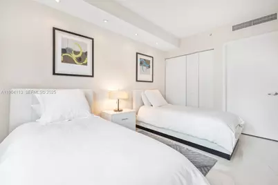 92 SW 3rd St #310, Miami, FL 33130 - Photo 25