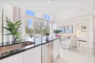 92 SW 3rd St, Miami, FL 33130 - Photo 5