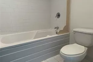 690 SW 1st Ct, Miami, FL 33130 - Photo 15