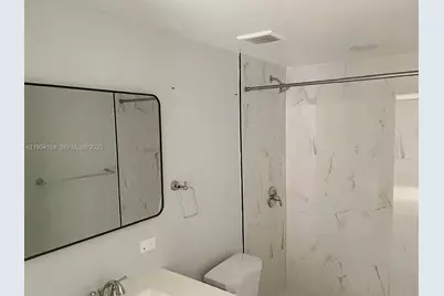 10090 NW 80th Ct #1340, Hialeah Gardens, FL 33016 - Photo 13
