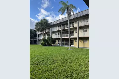270 SE Layne Blvd #212, Hallandale Beach, FL 33009 - Photo 23