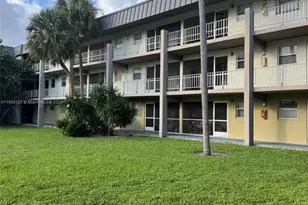 270 SE Layne Blvd, Hallandale Beach, FL 33009 - Photo 23