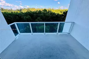 14951 Royal Oaks, North Miami, FL 33181 - Photo 31