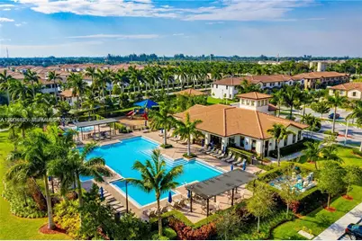 11410 SW 252nd Ter, Homestead, FL 33032 - Photo 5