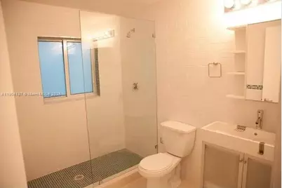 6891 Bay Dr #106, Miami Beach, FL 33141 - Photo 3