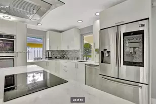 2321 SE 15th St, Pompano Beach, FL 33062 - Photo 7