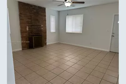 2322 Cleveland St #F-R, Hollywood, FL 33020 - Photo 3