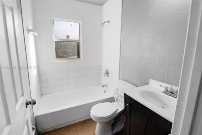 1722 NW 8th Ct, Fort Lauderdale, FL 33311 - Photo 15