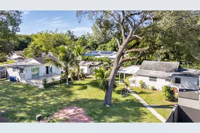 947 NE 149th St, Miami, FL 33161 - Photo 39