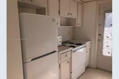 1836 Arthur St #20, Hollywood, FL 33020 - Photo 11