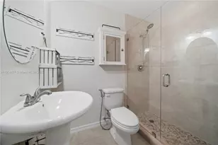 1021 Valencia Rd, Key Largo, FL 33037 - Photo 13