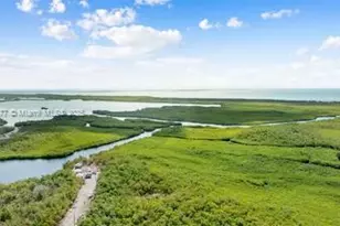 1021 Valencia Rd, Key Largo, FL 33037 - Photo 27