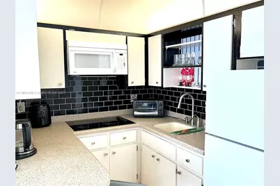 1936 S Ocean Dr #10A, Hallandale Beach, FL 33009 - Photo 21