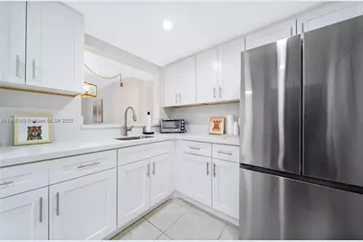 8005 SW 107th Ave #122, Miami, FL 33173 - Photo 3