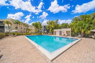 8005 SW 107th Ave, Miami, FL 33173 - Photo 27