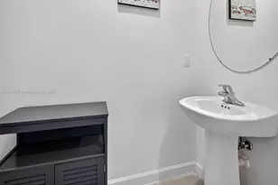 12936 NW 22nd Pl, Miami, FL 33167 - Photo 11