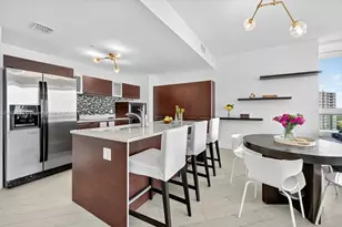 1900 N Bayshore Dr, Miami, FL 33132 - Photo 3