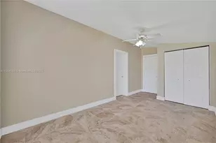 818 NE 3rd St, Hallandale Beach, FL 33009 - Photo 17