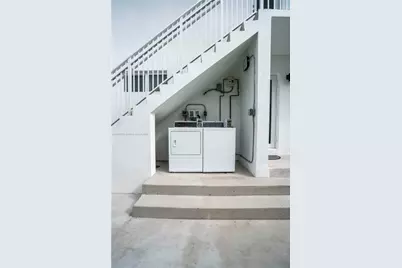 1850 S Treasure Dr #5, North Bay Village, FL 33141 - Photo 21