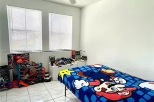 9203 Fontainebleau Blvd, Miami, FL 33172 - Photo 15