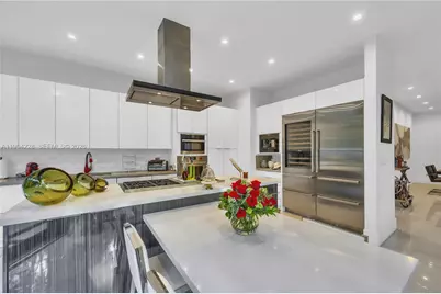 3764 Carmen Ct, Miami, FL 33133 - Photo 11