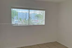 8550 N Sherman Cir, Miramar, FL 33025 - Photo 7