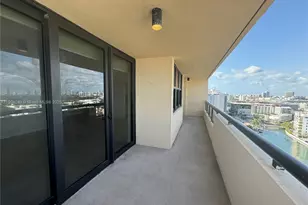2555 Collins Ave, Miami Beach, FL 33140 - Photo 17