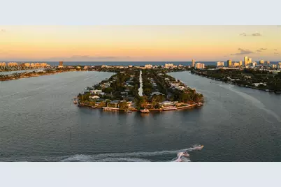 7975 Biscayne Point Cir, Miami Beach, FL 33141 - Photo 55