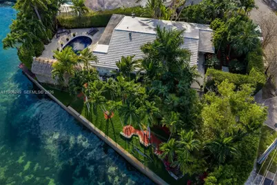 7975 Biscayne Point Cir, Miami Beach, FL 33141 - Photo 47