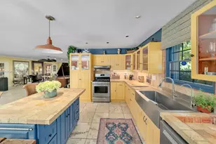 7975 Biscayne Point Cir, Miami Beach, FL 33141 - Photo 19