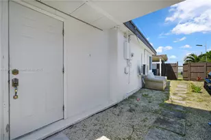 14970 Leisure Dr, Homestead, FL 33033 - Photo 33