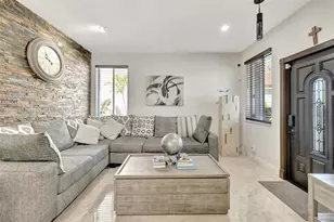 1317 Majesty Terrace, Weston, FL 33327 - Photo 5