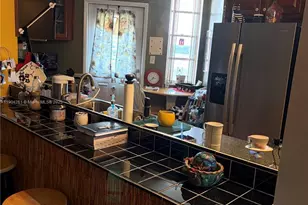 1401 NE Miami Gardens Dr, Miami, FL 33179 - Photo 7