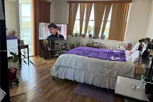 1401 NE Miami Gardens Dr, Miami, FL 33179 - Photo 9