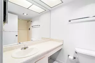 301 174th St, Sunny Isles Beach, FL 33160 - Photo 27