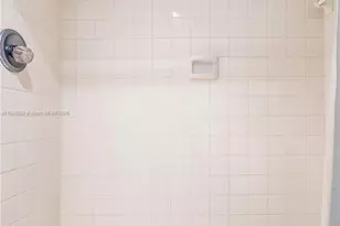 301 174th St, Sunny Isles Beach, FL 33160 - Photo 35