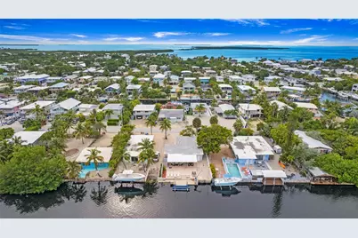 132 E Gardenia St, Tavernier, FL 33070 - Photo 59