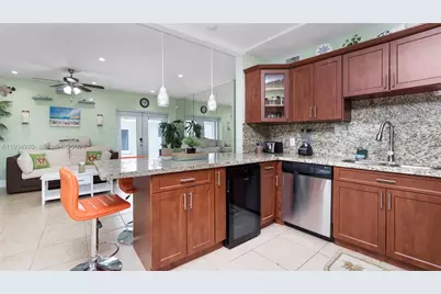 132 E Gardenia St, Tavernier, FL 33070 - Photo 35