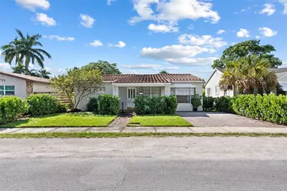2226 Cleveland St, Hollywood, FL 33020 - Photo 1