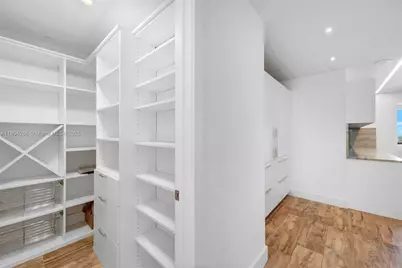 650 NE 32nd St #PH5201, Miami, FL 33137 - Photo 19