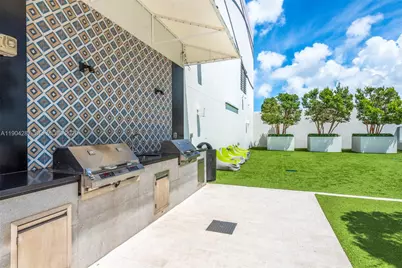 1010 Brickell Ave #1706, Miami, FL 33131 - Photo 31