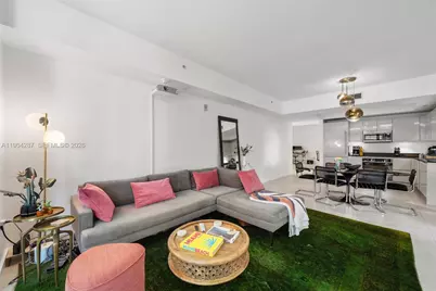 1010 Brickell Ave #1706, Miami, FL 33131 - Photo 11