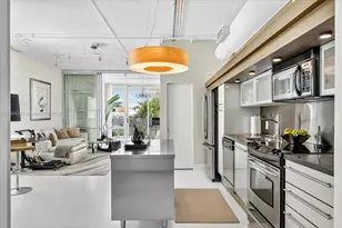 1700 Meridian Ave, Miami Beach, FL 33139 - Photo 9