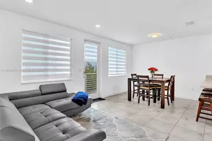 6410 NW 102nd Path, Doral, FL 33178 - Photo 13